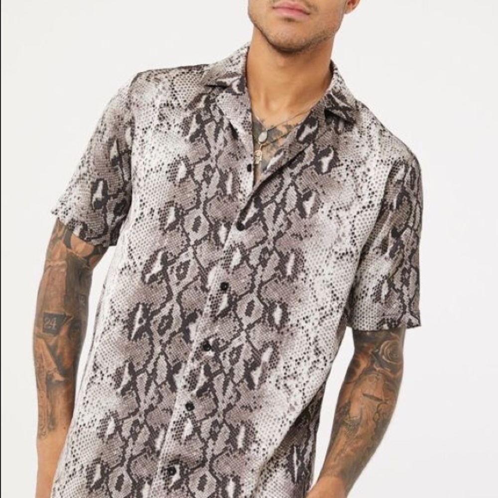 🐍💎Men’s Snake Print Button Down Shirt